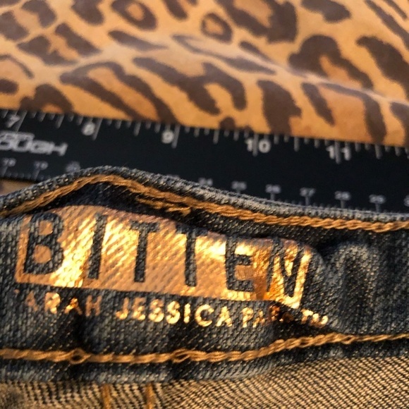 Bitten by Sarah Jessica Parker size 12 moto jeans with stretch zip at ankle - Picture 5 of 13